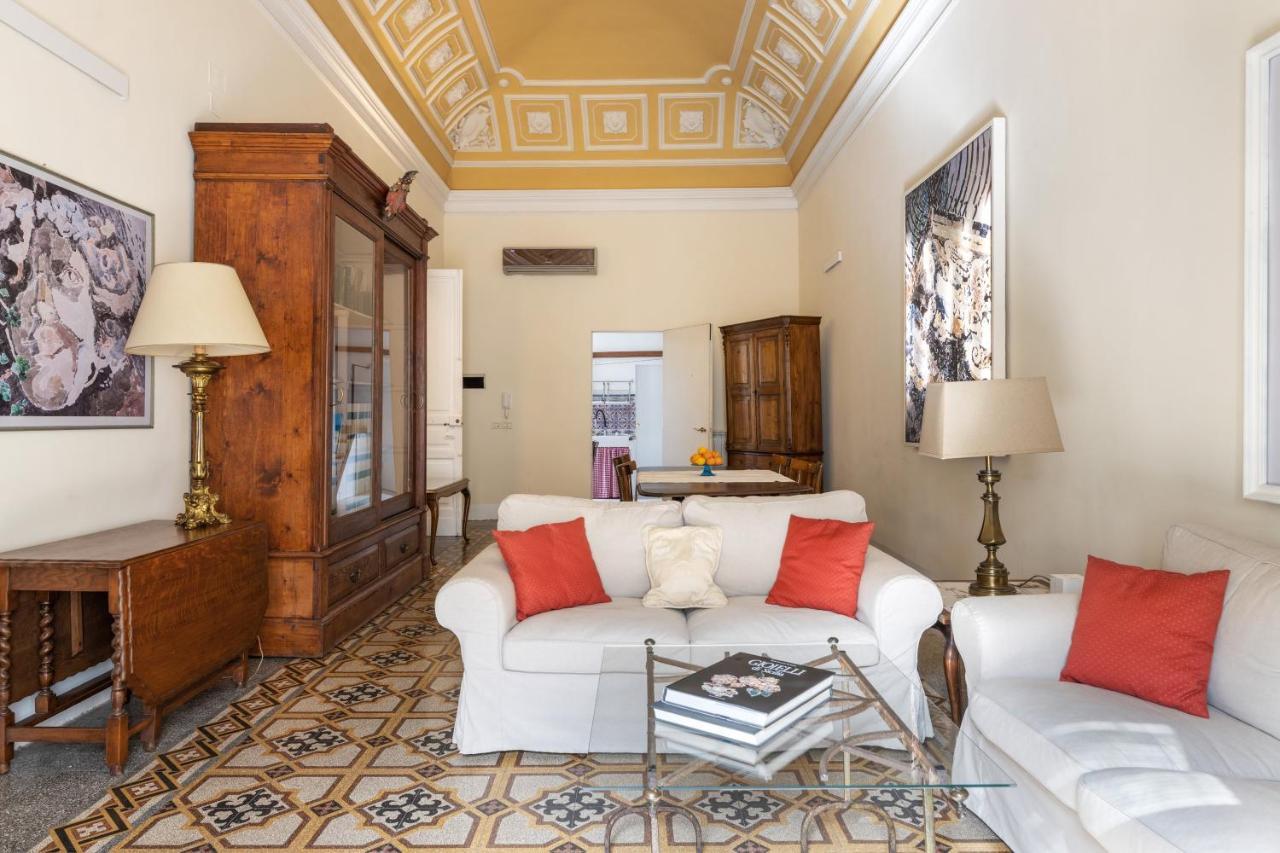 Catania City Center Historical Building Home Exteriér fotografie